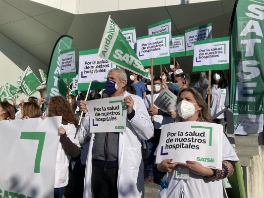 Satse reclama al Gobierno que se reconozca la covid como enfermedad profesional tras el acuerdo de la UE
