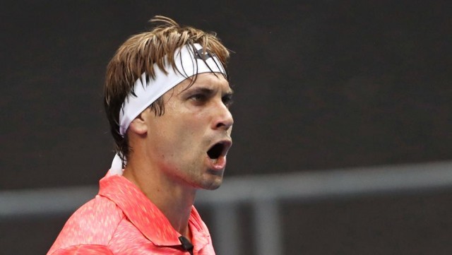 David Ferrer domina con solvencia al australiano Omar

