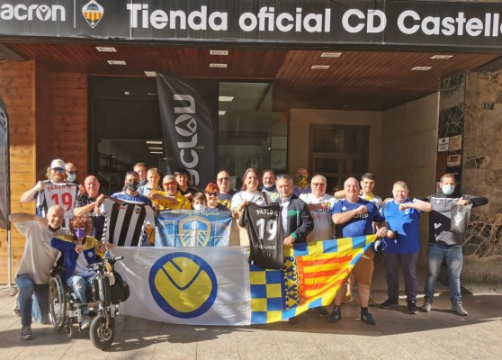 Dos centenares de seguidores del Leeds acudirán el sábado a Castalia en la despedida liguera