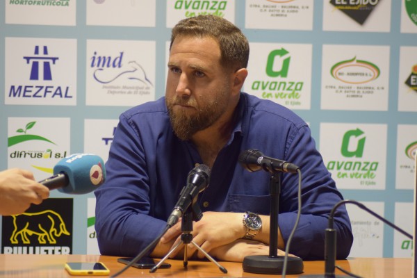 Javi Motos no sigue como entrenador del Mar Menor FC tras dos grandes campañas