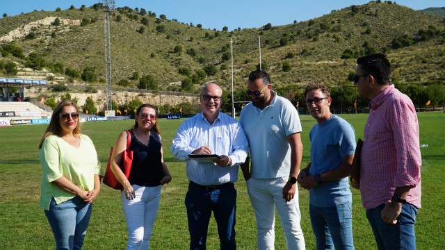 La Vila inicia las obras de mejora del terreno de juego del estadio municipal de rugby

