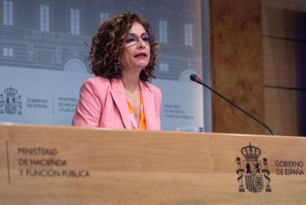 El Gobierno y sindicatos acuerdan una oferta récord de empleo público, con casi 30.000 plazas