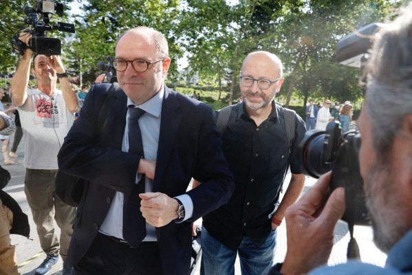 La defensa de Francis Puig niega el fraude de subvenciones y aportará más documentación
