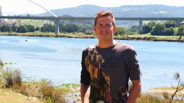 El olímpico Kiko Hervás domina el Nacional Master de aguas abiertas