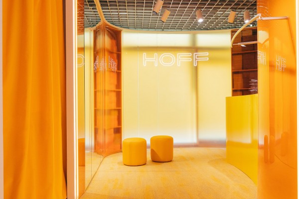 La firma de calzado ilicitana Hoff aterriza con una nueva tienda propia en Barcelona 