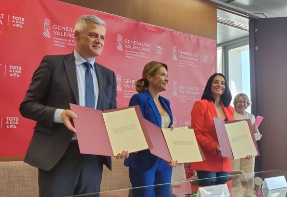 El Gobierno y Consell firman el primer convenio del Mitma para impulsar la Agenda Urbana 