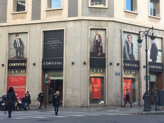 Cortefiel y Massimo Dutti intercambian sus locales en la calle Colón