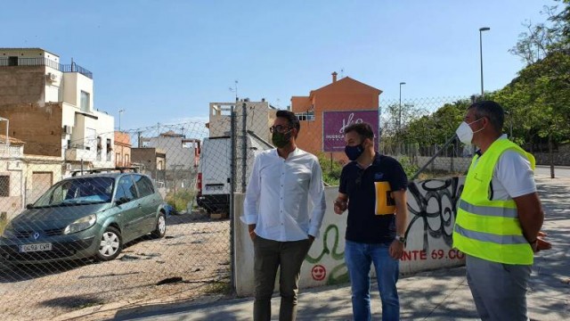 Alicante ejecuta la limpieza de 21 solares en un año tras expedientar a sus propietarios