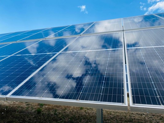 Soltec se lanza a la inversión en proyectos fotovoltaicos propios para estabilizar sus resultados