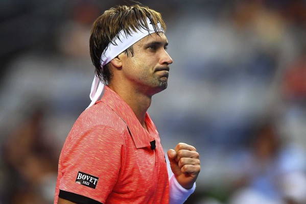 Ferrer accede a segunda ronda