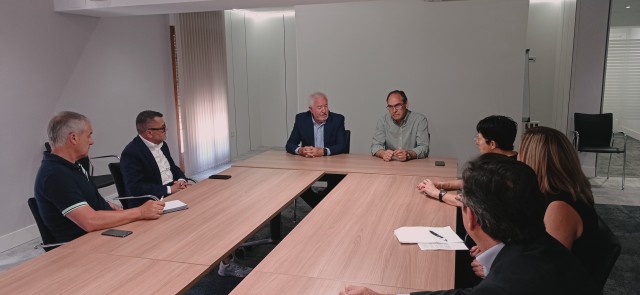 Cedelco se reúne con los regantes, preocupados por el recorte del trasvase y los altos precios 