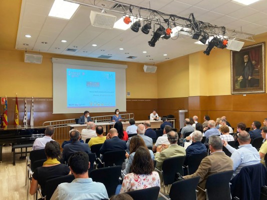El Consell analiza con consistorios y agentes sociales el Plan Alicante-Elche
