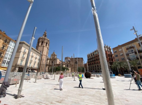 Las obras de remodelación de la plaza de la Reina finalizarán en julio
