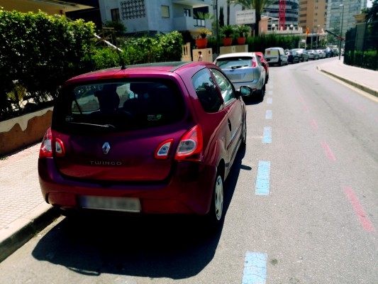 El PSOE de Benidorm propone cuatro horas gratis al día de zona azul para los empadronados