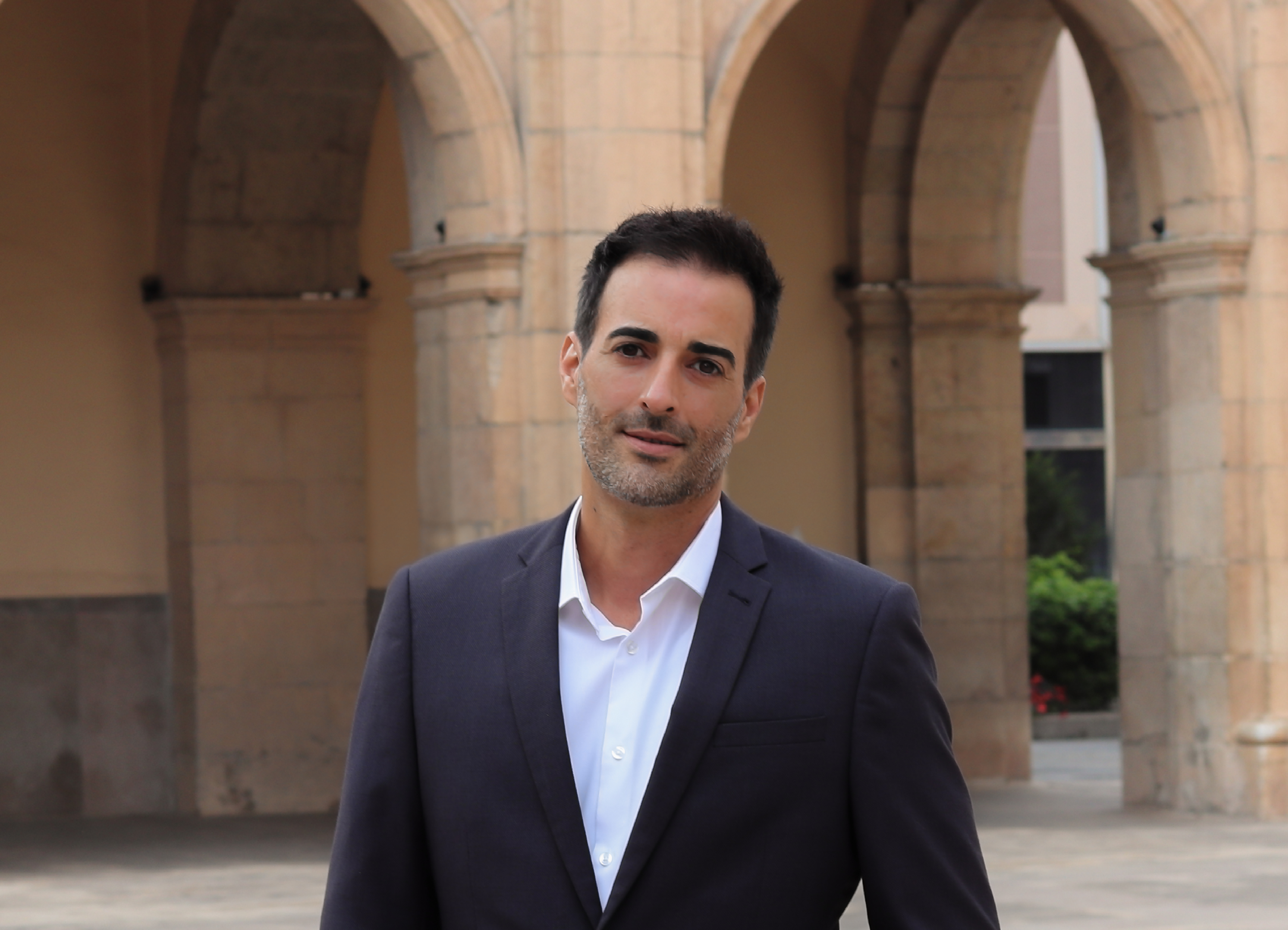 Ventura (Cs) afea al Fadrell que 