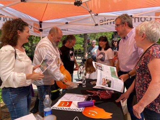 Compromís sale a la calle para explicar las políticas de ocupación en Castelló

