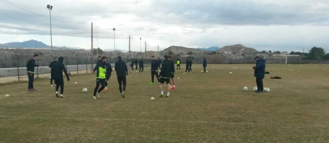 Fernando Román y Nieto no entrenan