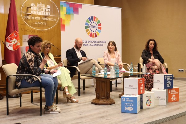 Onda explica su estrategia para implementar la Agenda 2030 en una jornada de la FEMP
