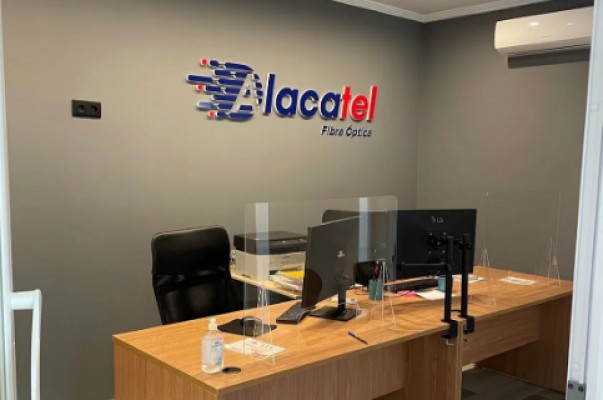 La firma Avatel se hace con la marca Alacatel y su servicio de fibra óptica en Alicante  