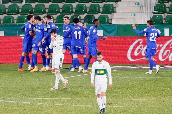 El Elche ha perdido en dos de las tres visitas del Getafe al Martínez Valero
