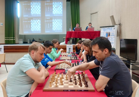 Brillante triunfo de Jorden Van Foreest en el Torneo Internacional Club Ajedrez Paterna


