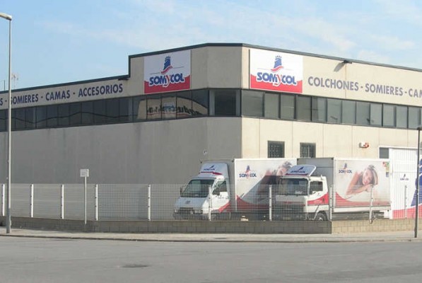 Somycol, el 'rey de los somieres' de San Vicente del Raspeig, liquida todas sus empresas