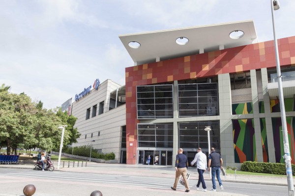 Alicante rechaza la libre apertura de los centros comerciales y pide que avalen daños por 9 millones