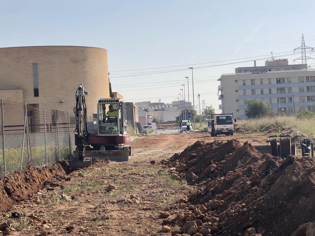 Arranca las obras de urbanización del entorno del colegio Santa Quitèria en Almassora 