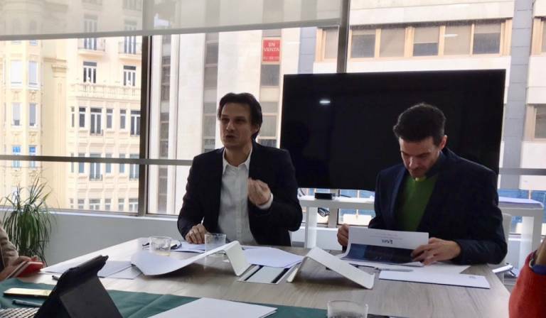 Lorenzo Serratosa (izquierda) y José Iván García - 