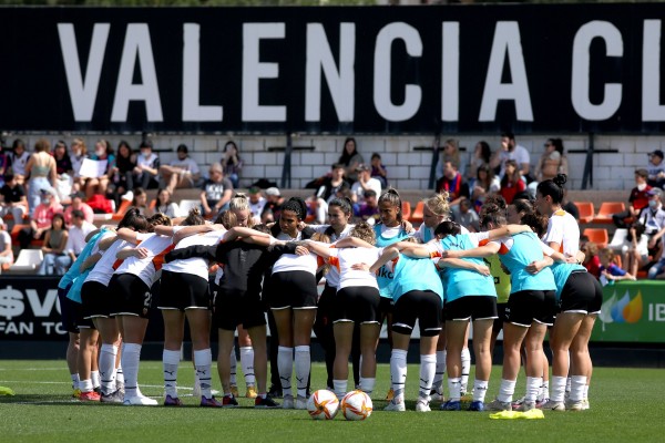 El Valencia hace autocrítica y aspira a una permanencia más sólida
