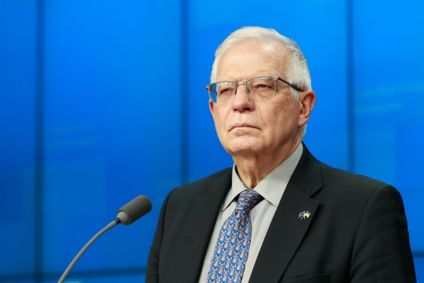 Borrell pide un esfuerzo a los países de la UE para desbloquear las sanciones al petróleo ruso