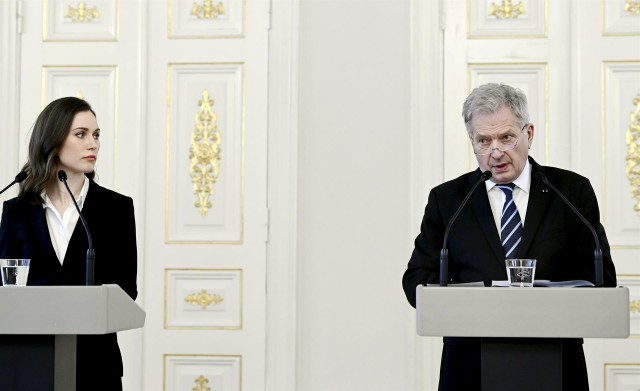 El presidente y la primera ministra de Finlandia anuncian la solicitud para su entrada en la OTAN