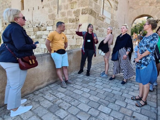 La Diputación promociona Alicante como destino idiomático con un 'fam trip' de operadores polacos