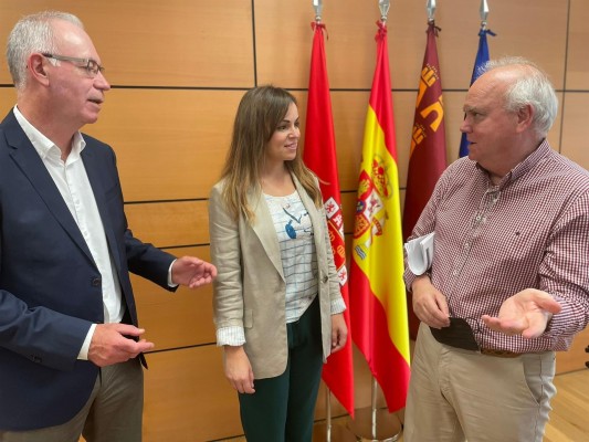 El PP de Murcia califica como una 