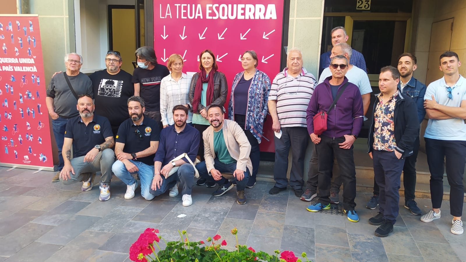 Esquerra Unida inauguró su nuevo local en la calle Gobernador el jueves 12 de mayo. - 
