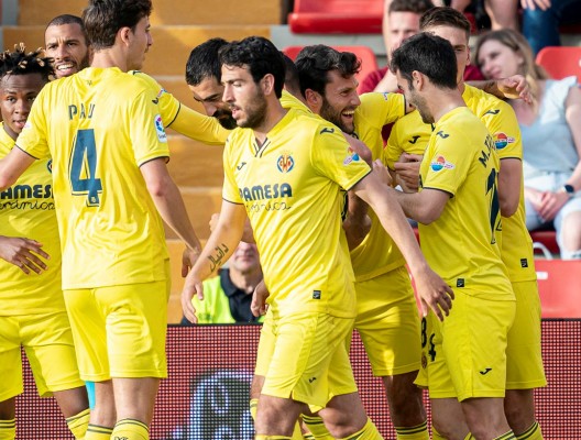 El Villarreal asalta Vallecas y mantiene la pelea por la Liga Europa