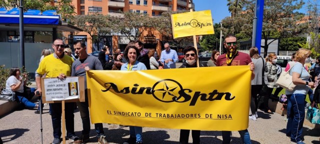 Trabajadores de Vithas se manifiestan contra la 