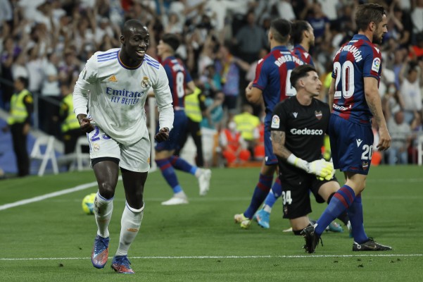 'Game over': El Levante le hace un verdadero pasillo al Madrid y consuma su descenso