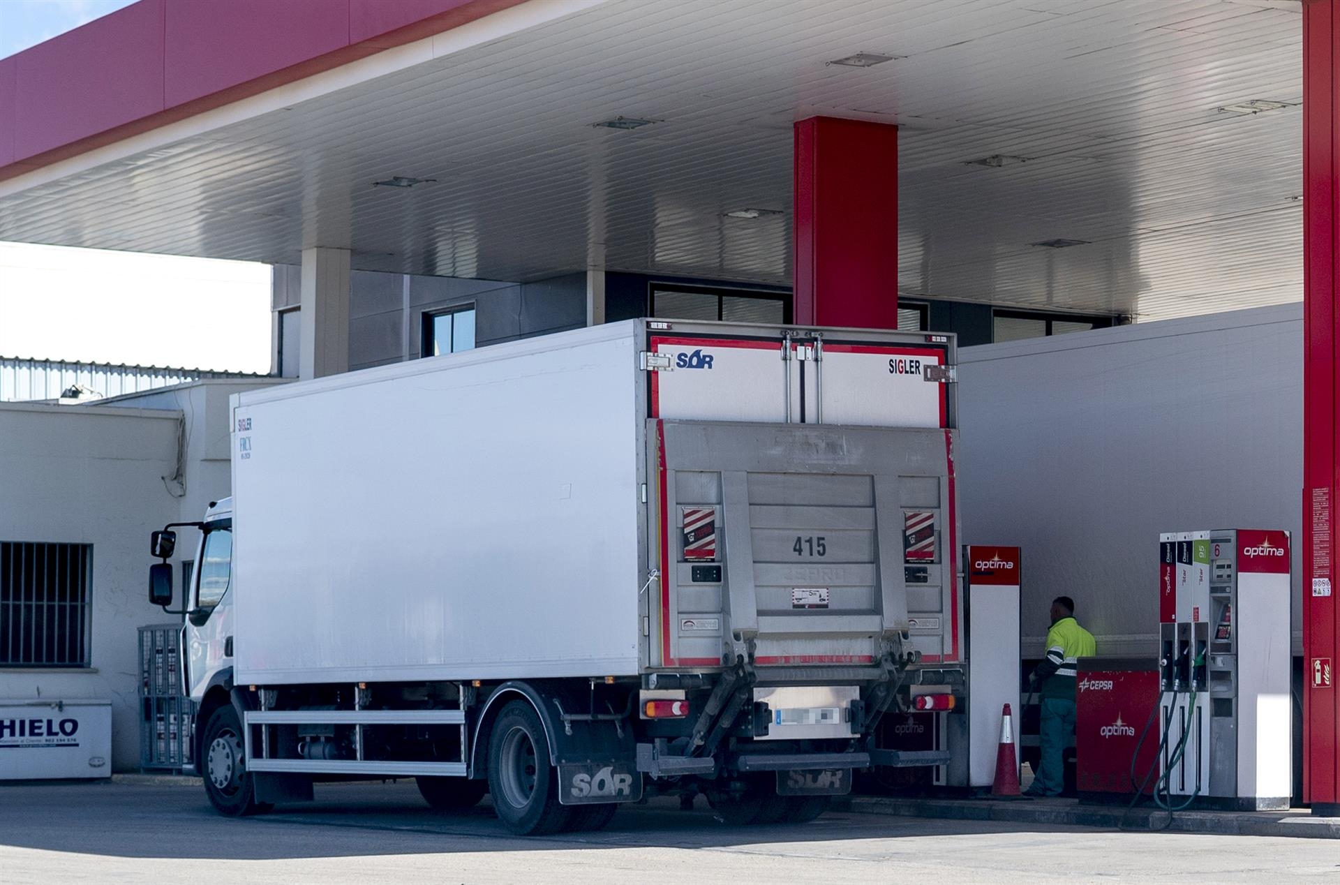 El Gobierno abona 250 millones de las ayudas comprometidas con los transportistas
