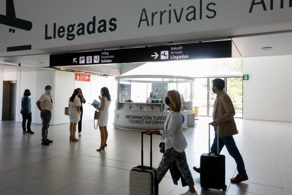 La Región da luz verde al nombre Juan de la Cierva para el aeropuerto pese al 'no' inicial del Ministerio