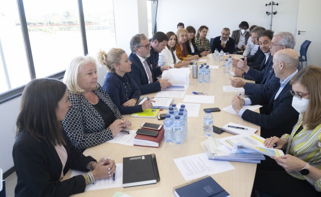 Torreblanca beberá agua desalada y abre la vía para solucionar el problema con las plantas provinciales