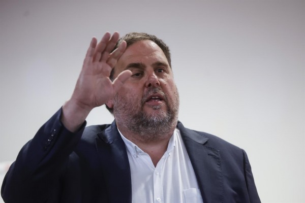 Junqueras apuesta en València por construir 