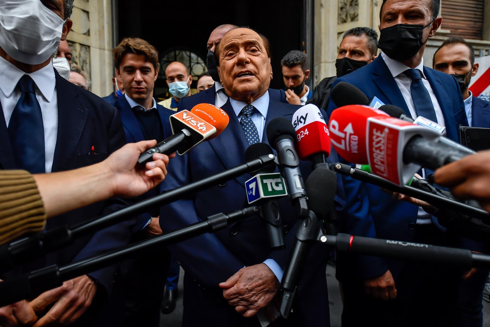 El TUE ratifica la decisión del BCE de negar a Berlusconi la participación en Banca Mediolanum
