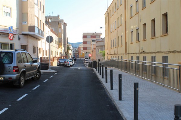 L'Alcora reabre la calle Enrique Grangel Girona al tráfico tras una remodelación de 850.000 euros 