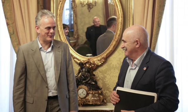 Navarra y Comunitat Valenciana reclaman la gestión de las viviendas de la Sareb desde las CCAA