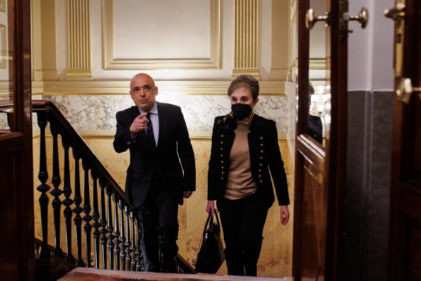 El Gobierno destituye a la directora del CNI, Paz Esteban