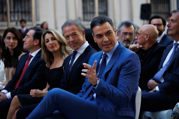 Sánchez pide cambiar el modo de tomar decisiones en la UE y pasar a la 