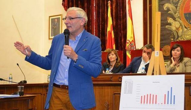 Empiezan a sonar posibles fichajes del PP en Elche de cara a las elecciones: el exedil Manuel Latour