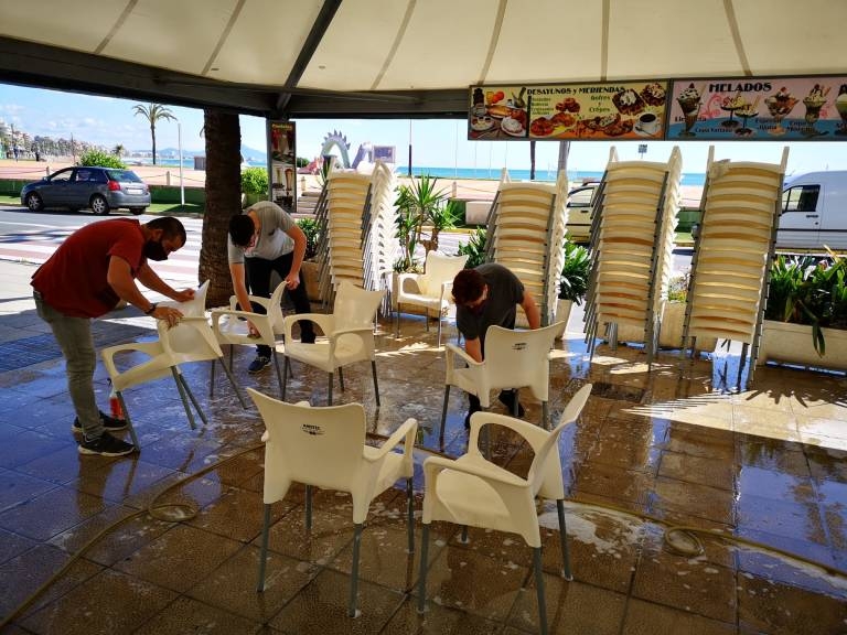 Los hosteleros de Peñíscola buscan 500 personas para empleos de verano