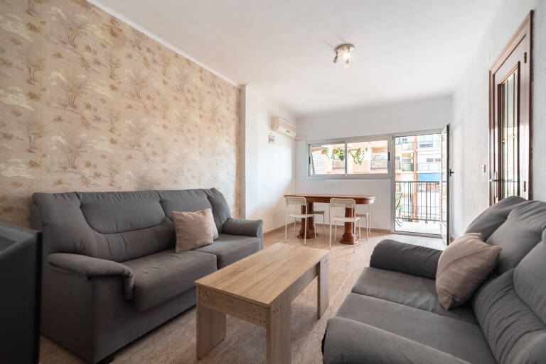 El curiós ritual valencià d'ensenyar la casa

